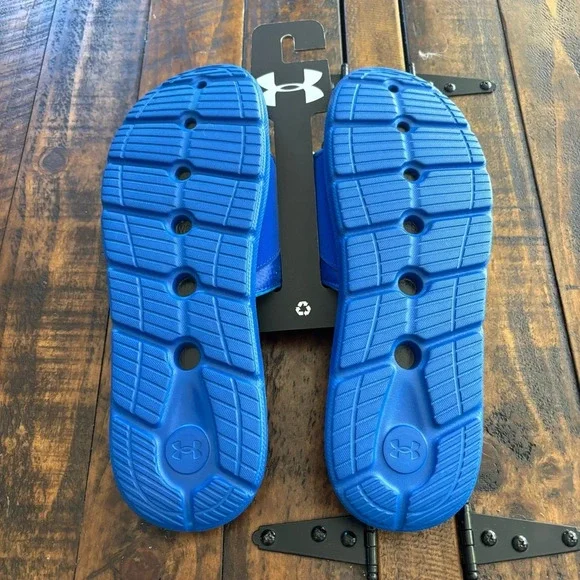 Under Armour Slides - Picture 5 of 7